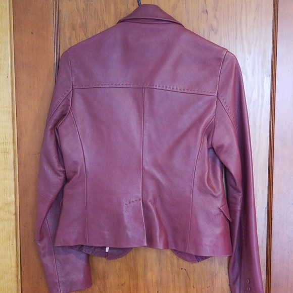 Extremely Soft! Burgundy Leather Jacket - Picture 2 of 3